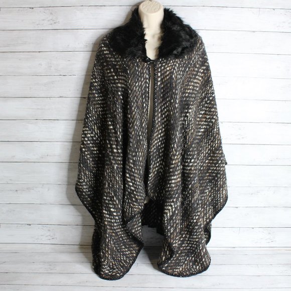 Apt 9 Women's Sweater Knit Shawl Coat Wrap One Size Black Brown White Fur - Picture 2 of 7